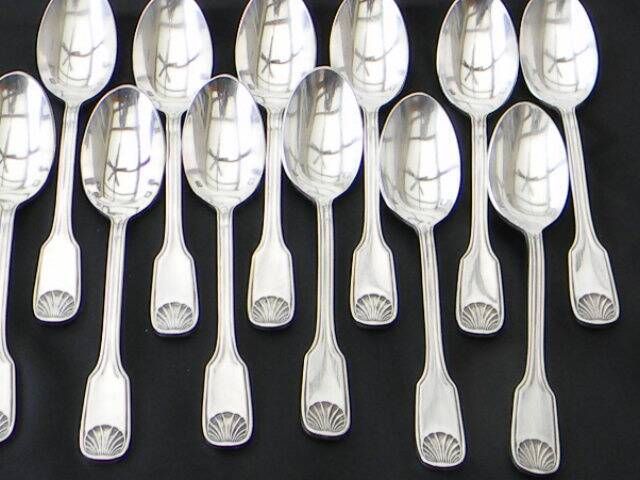 Set of 12 silver-plated mocha spoons.