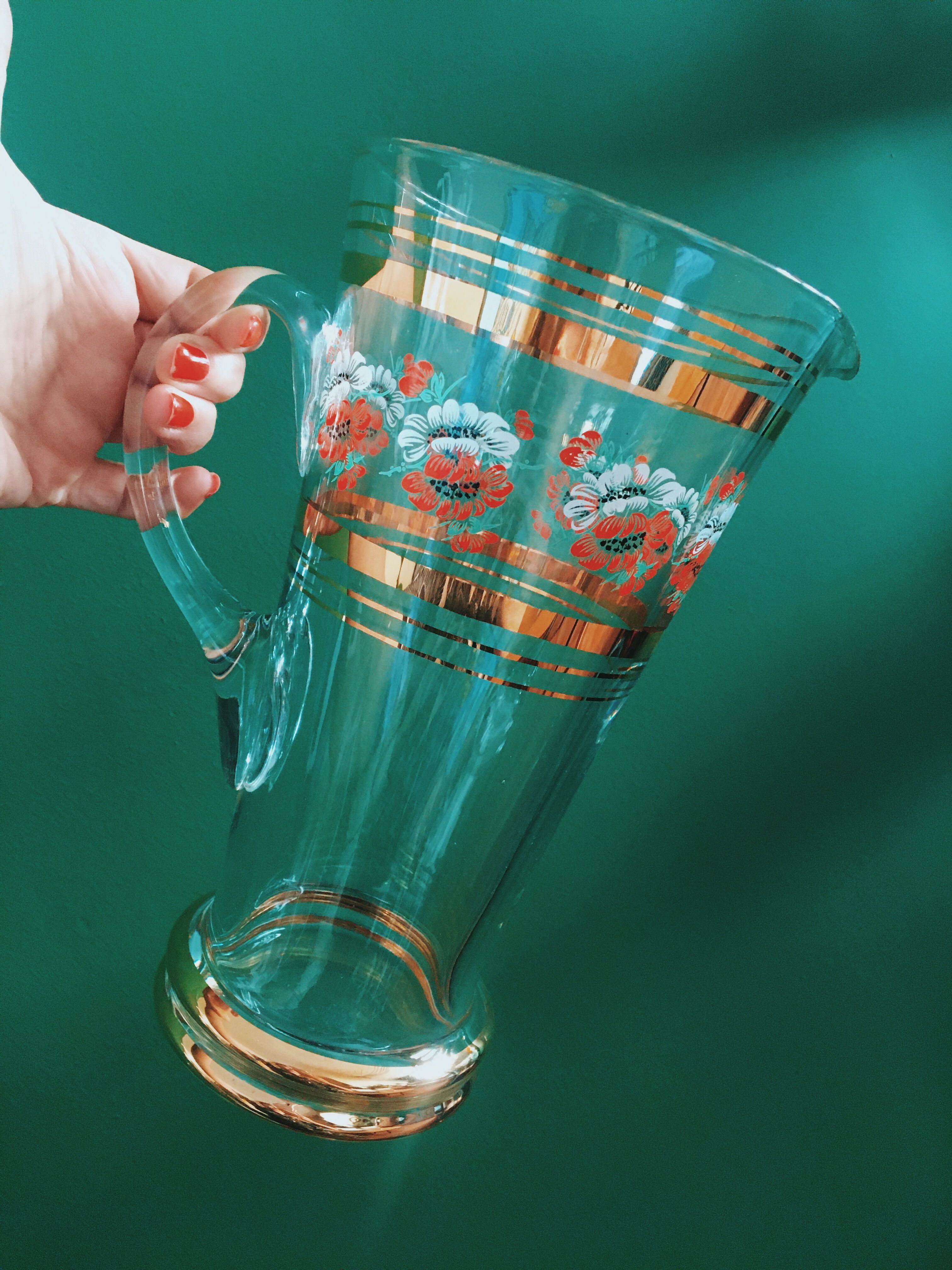 Service to vintage orangeade