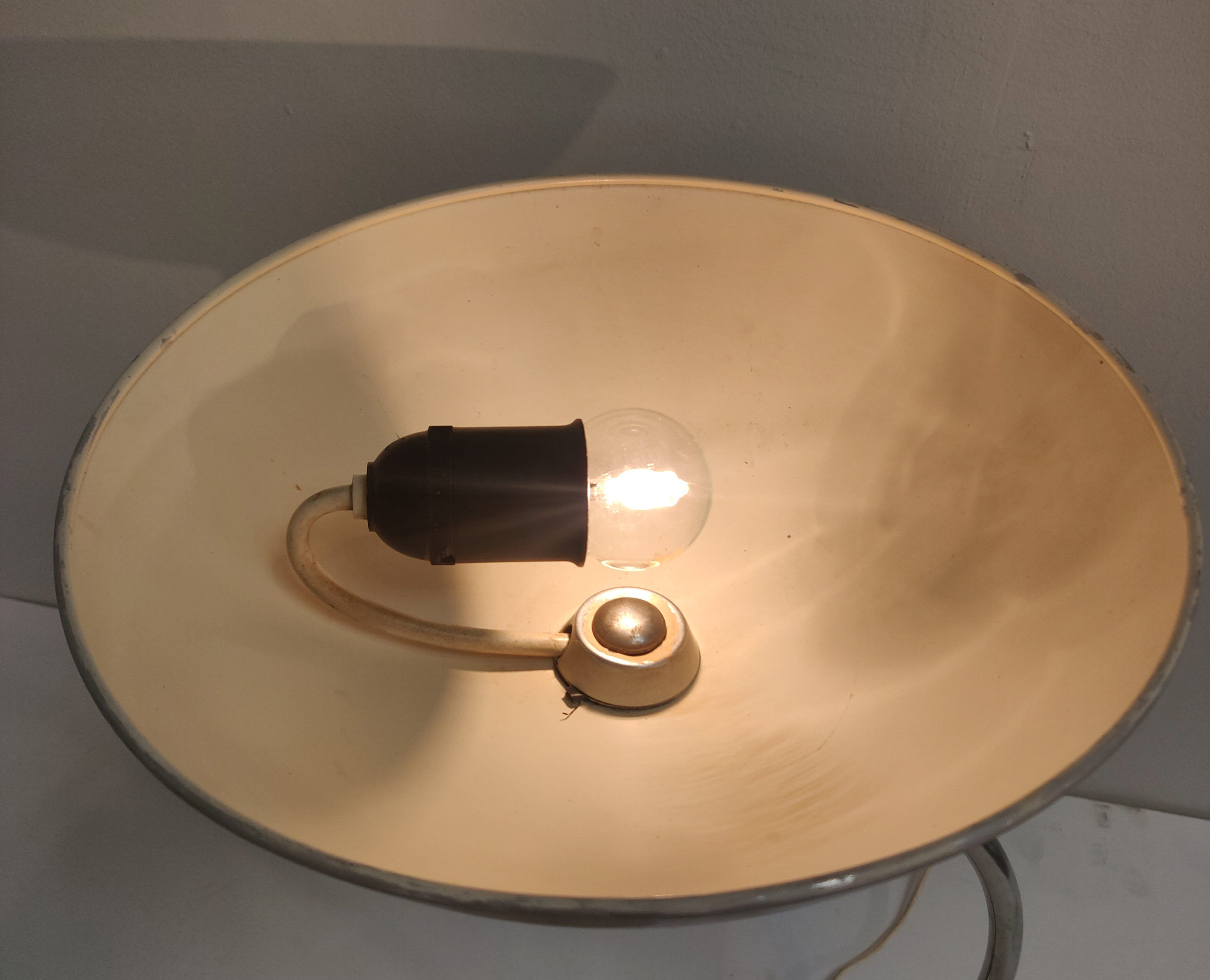 Bauhaus desk lamp