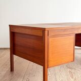 Grand bureau de direction en teck avec cuir, années 60