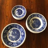 Blue English service sold in 1 lot