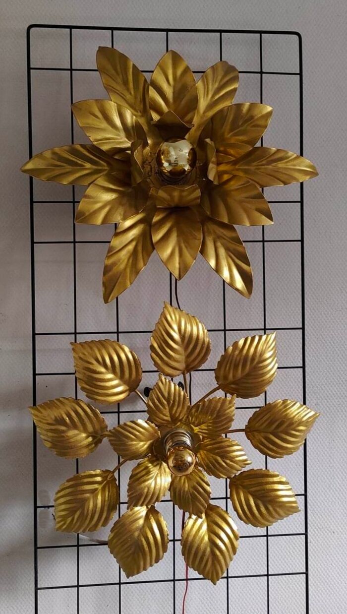 Wall lamp flower