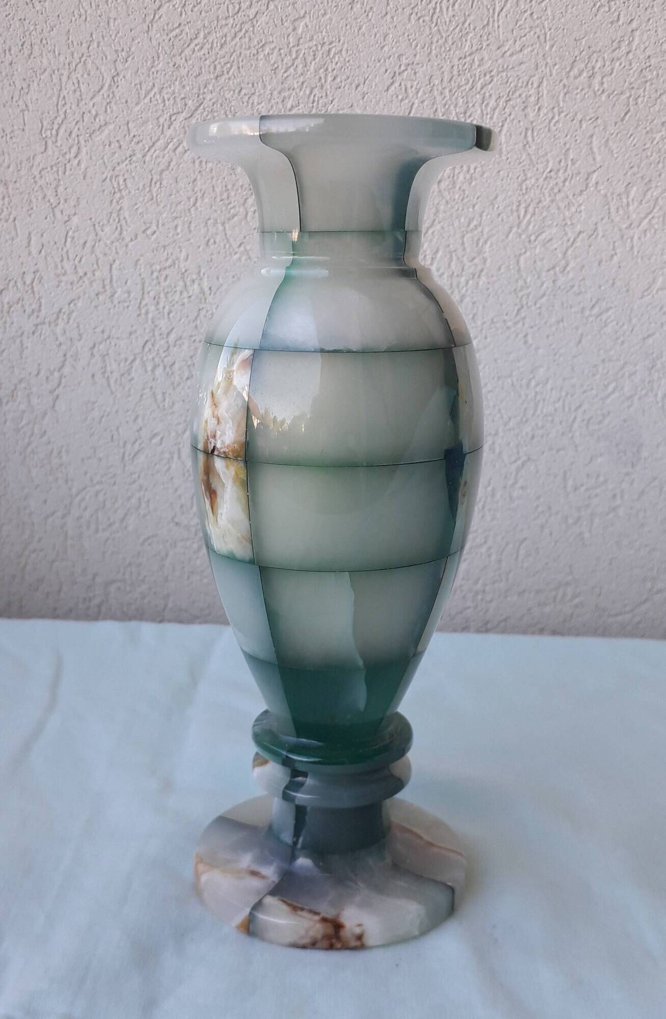 Onyx vase