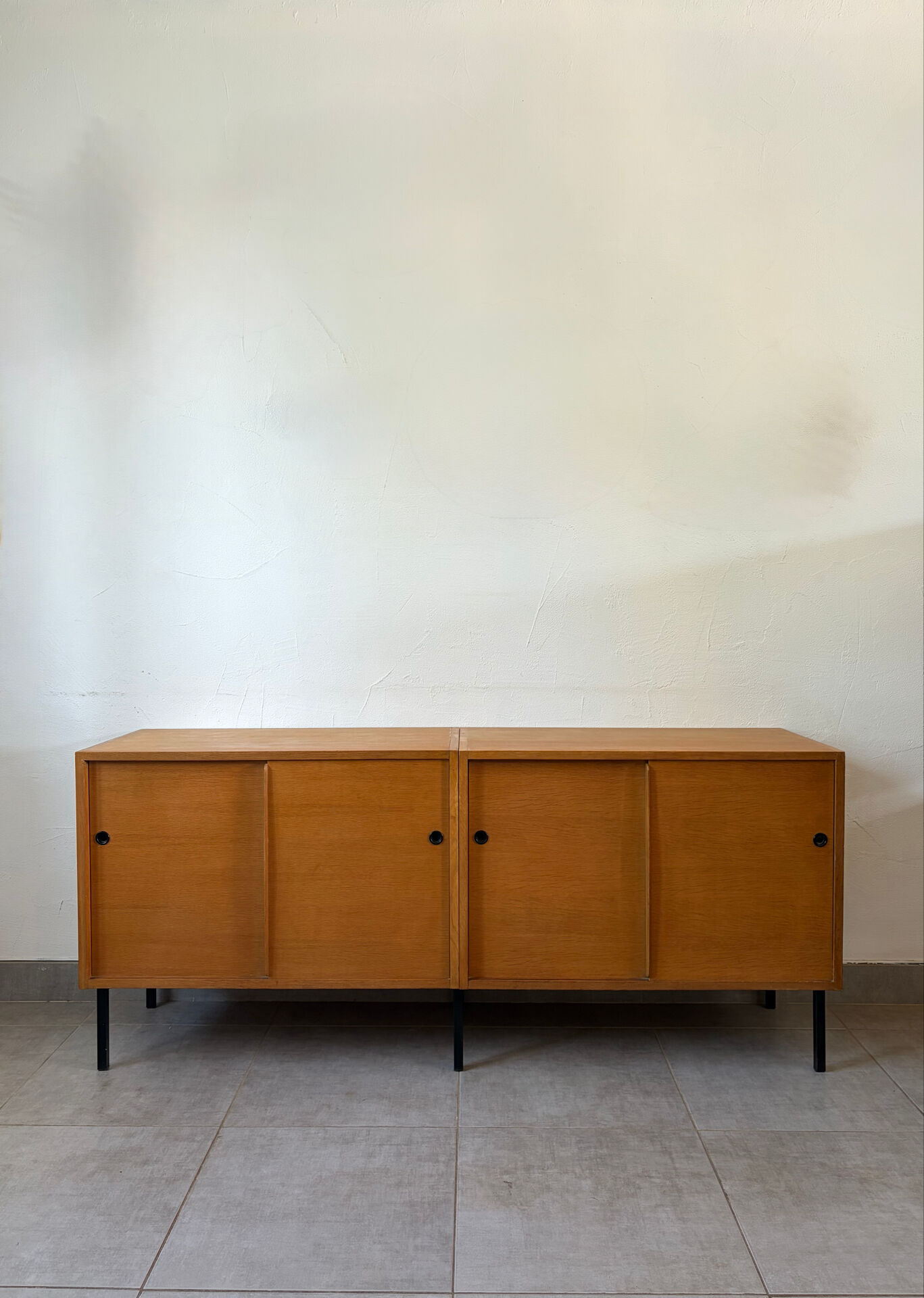 Vintage school enfilade