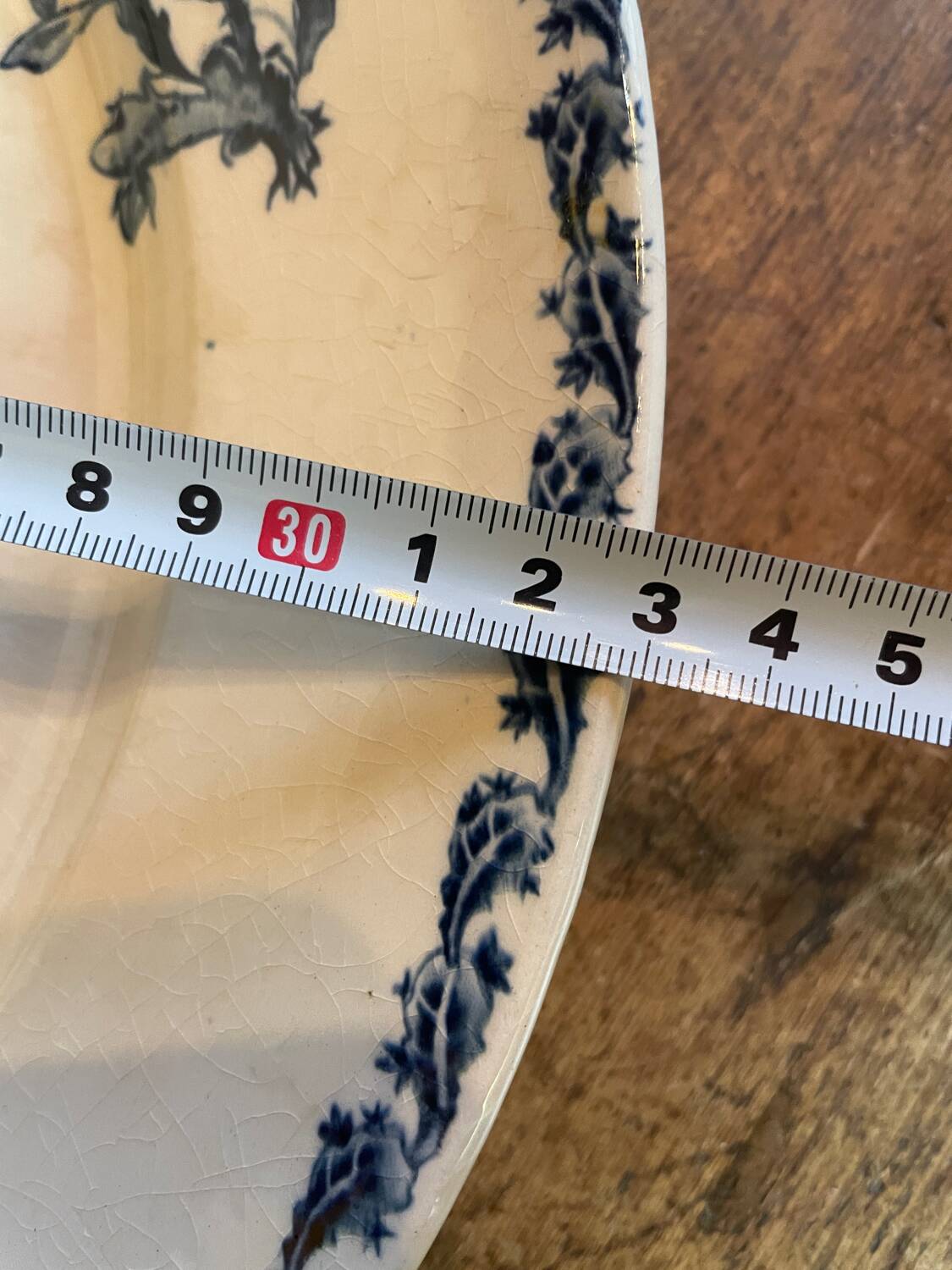 Large Terre de Fer “Cactus” Gien dish