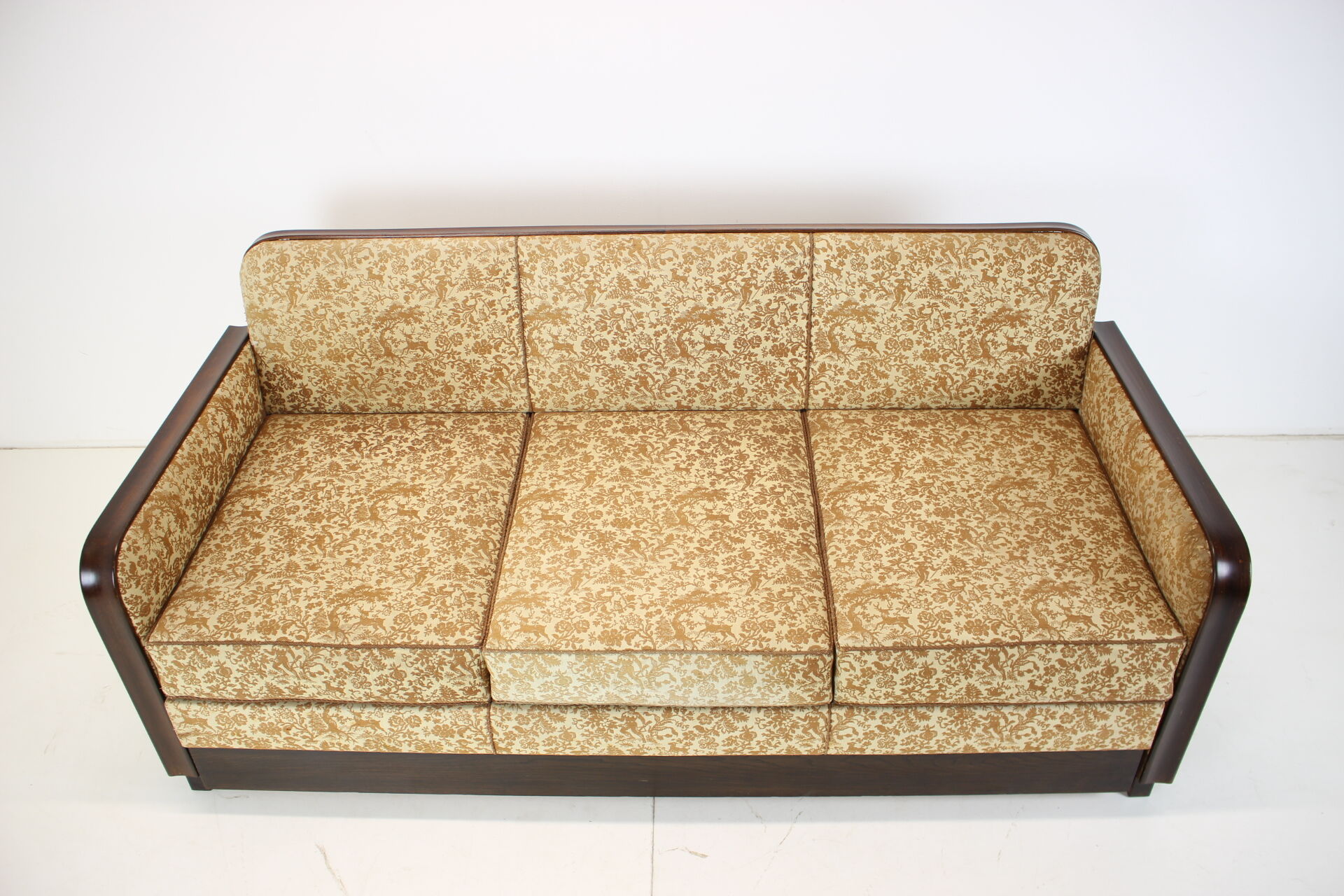 Art deco three-seater sofa designed by Jindřich Halabala, 1930's.