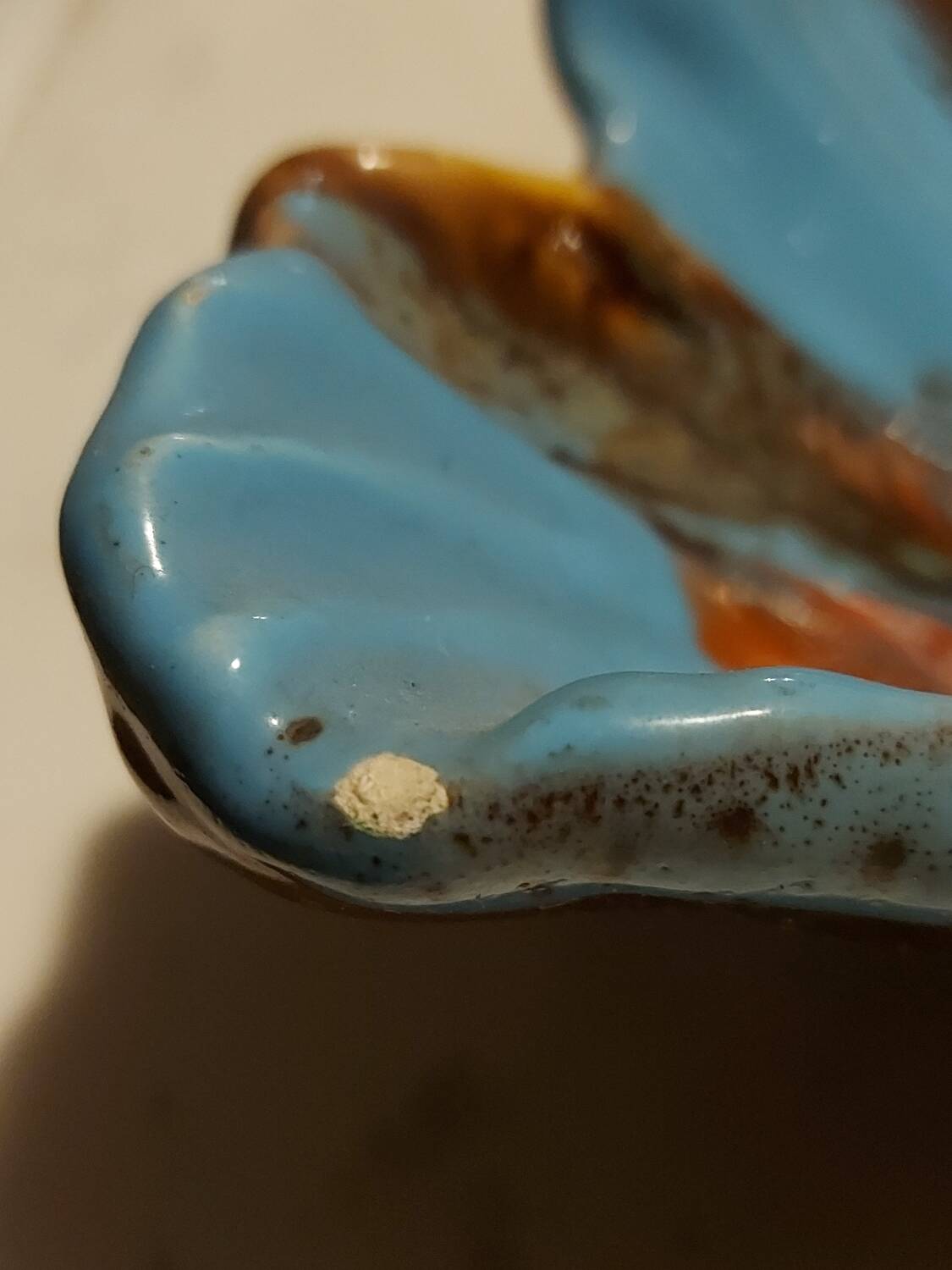 Vallauris scallop basket