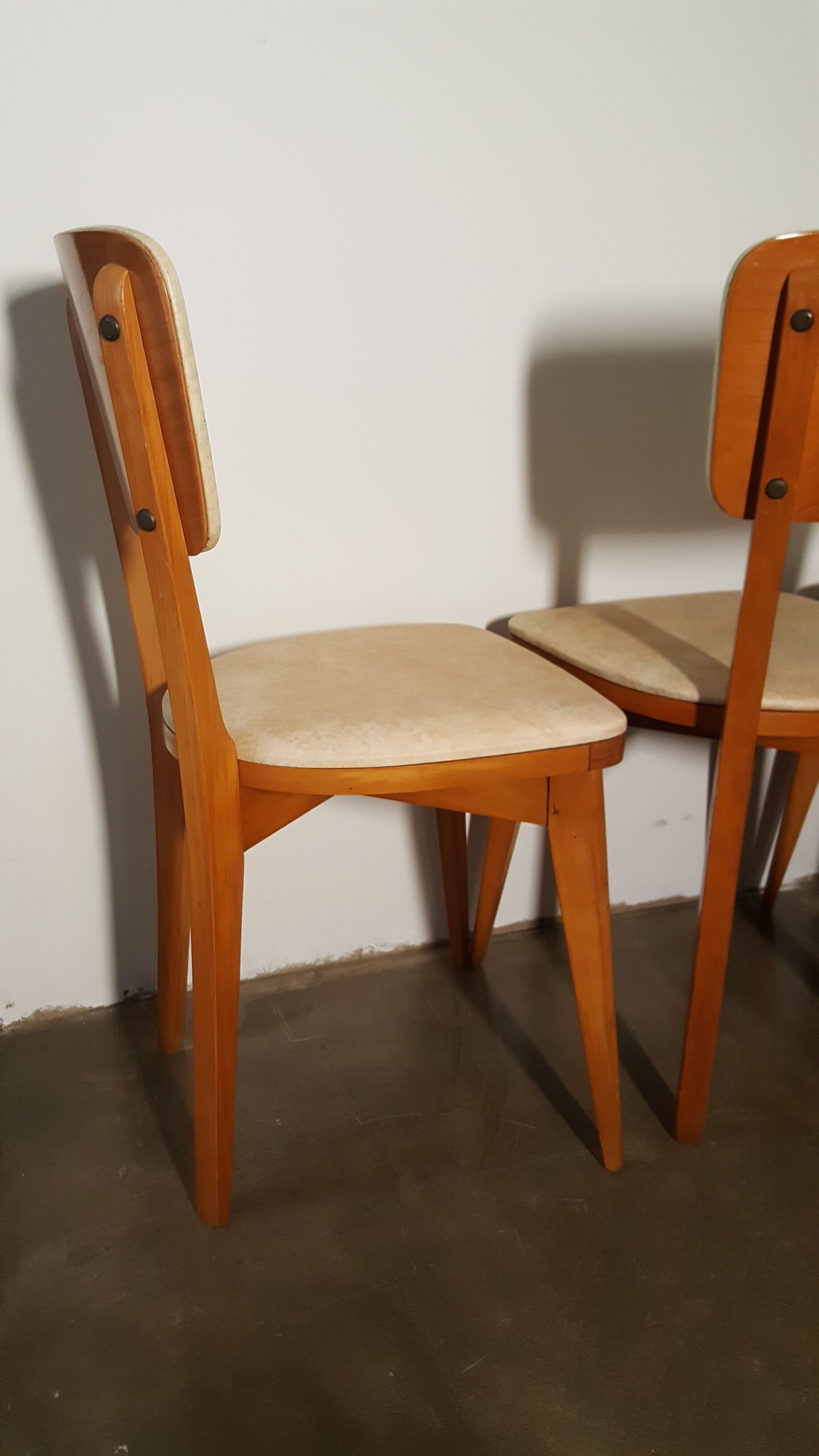 4 bistro chairs