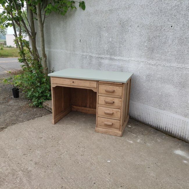 Adult office, administrative office