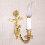 Simple wall sconce in classic Empire style made of vintage French cast brass 4316.