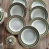 Lot 14 items plates, tureen... Glasgow model by Villeroy and Boch