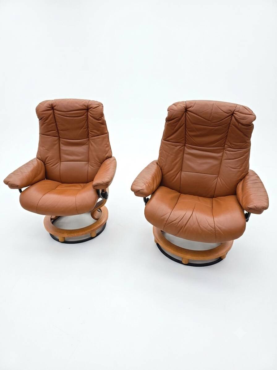Pair of Ekornes Stressless leather armchairs, 1980s