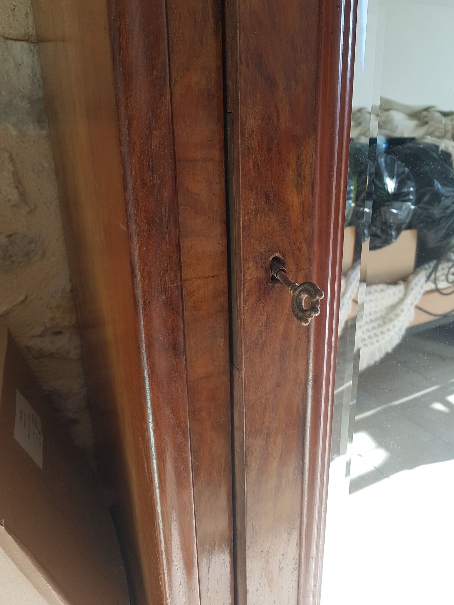 Bedroom wardrobe linen antique ice cabinet