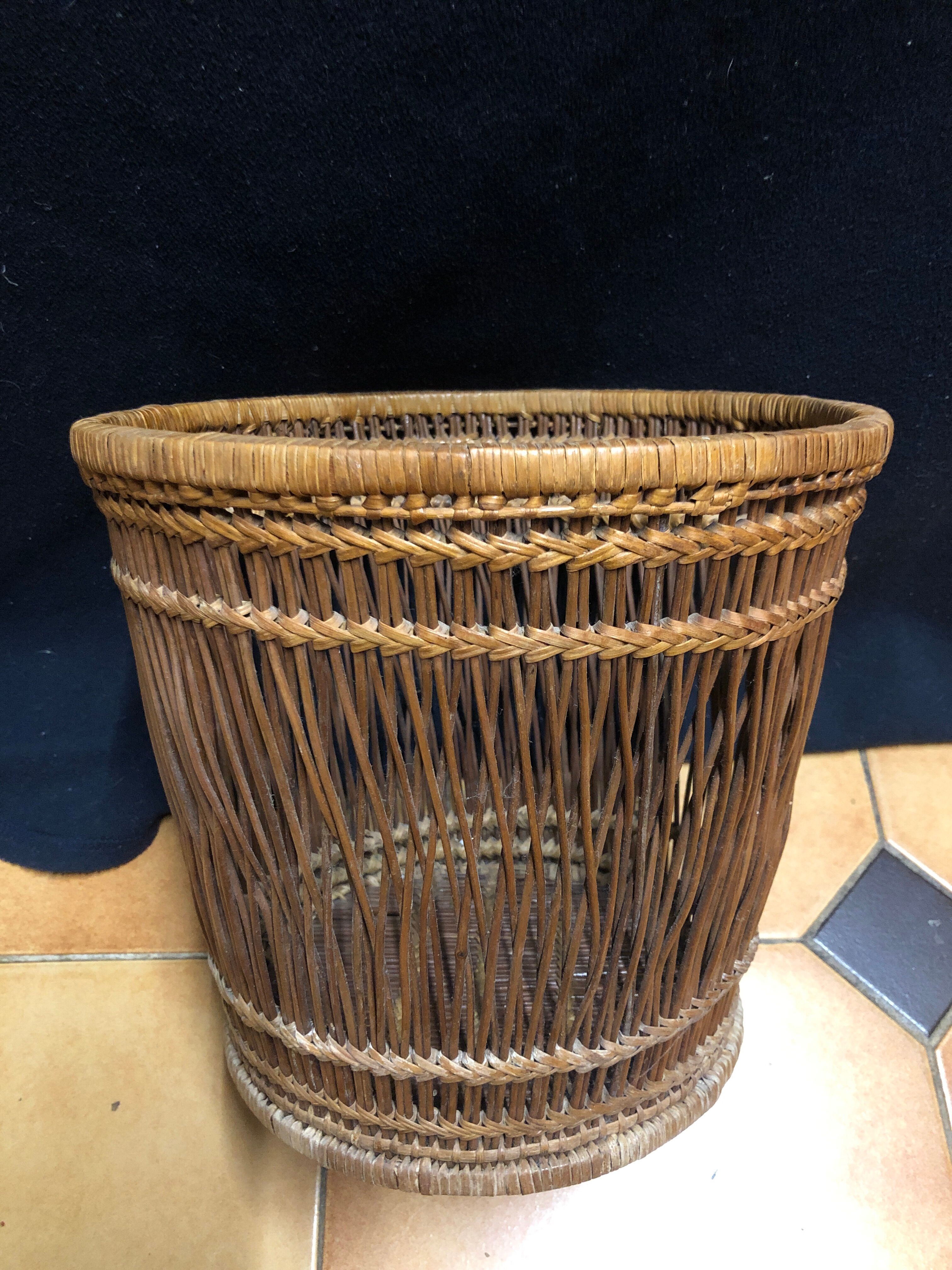 Wicker basket