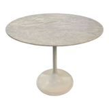 Table pied tulipe