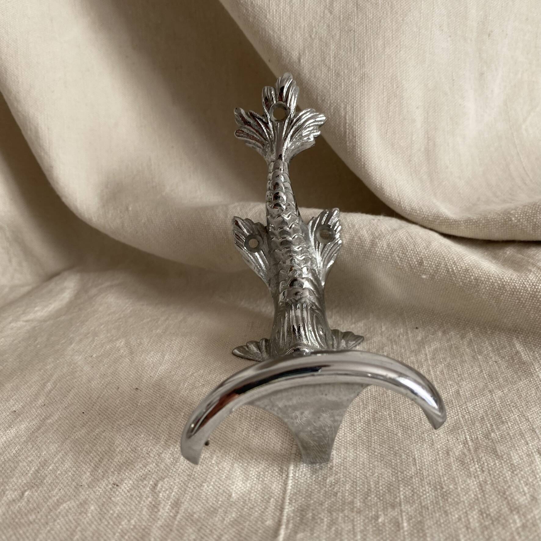 Silver fish wall hook