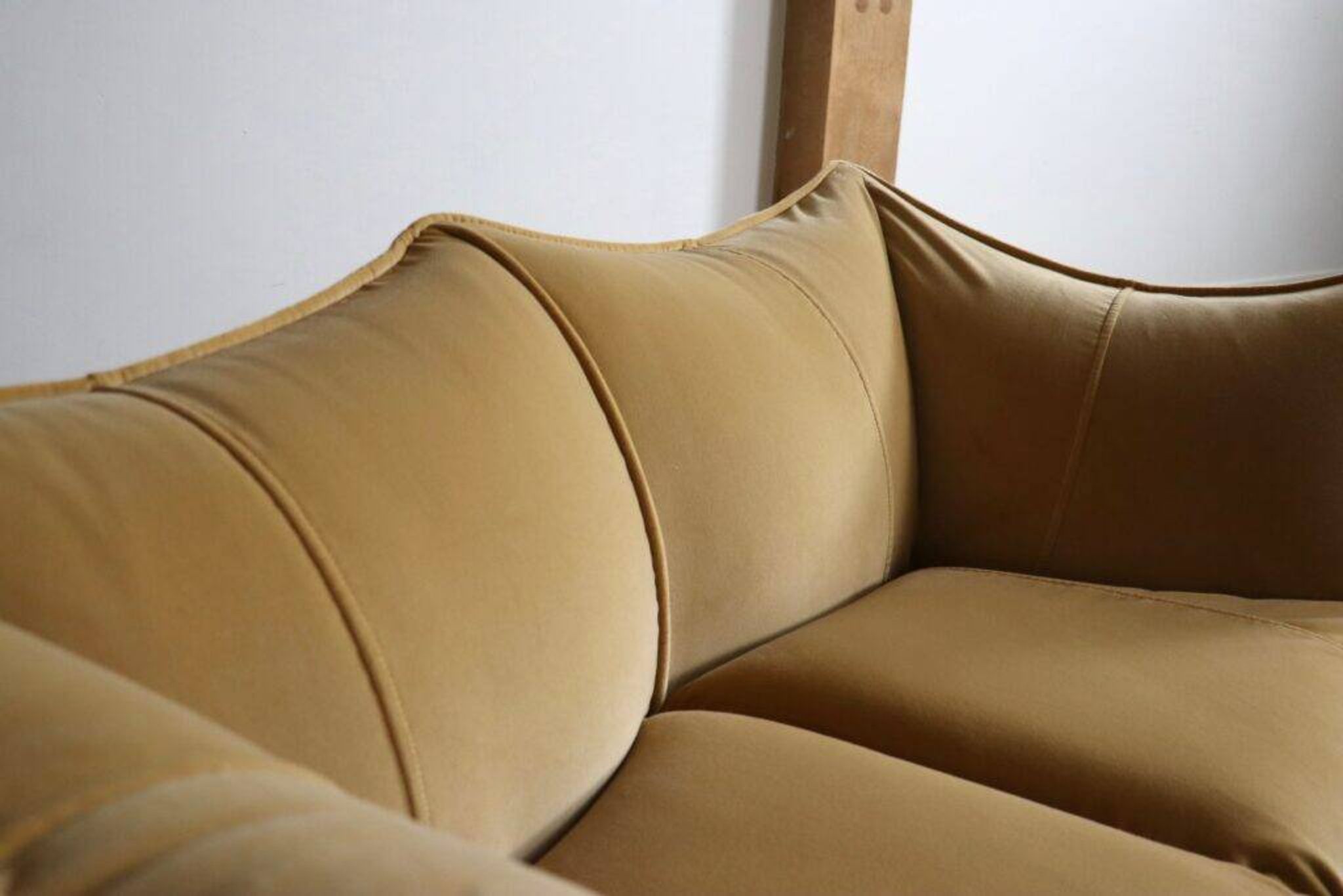 Le Bambole sofa in velvet by Mario Bellini for B&B Italia, 1970s