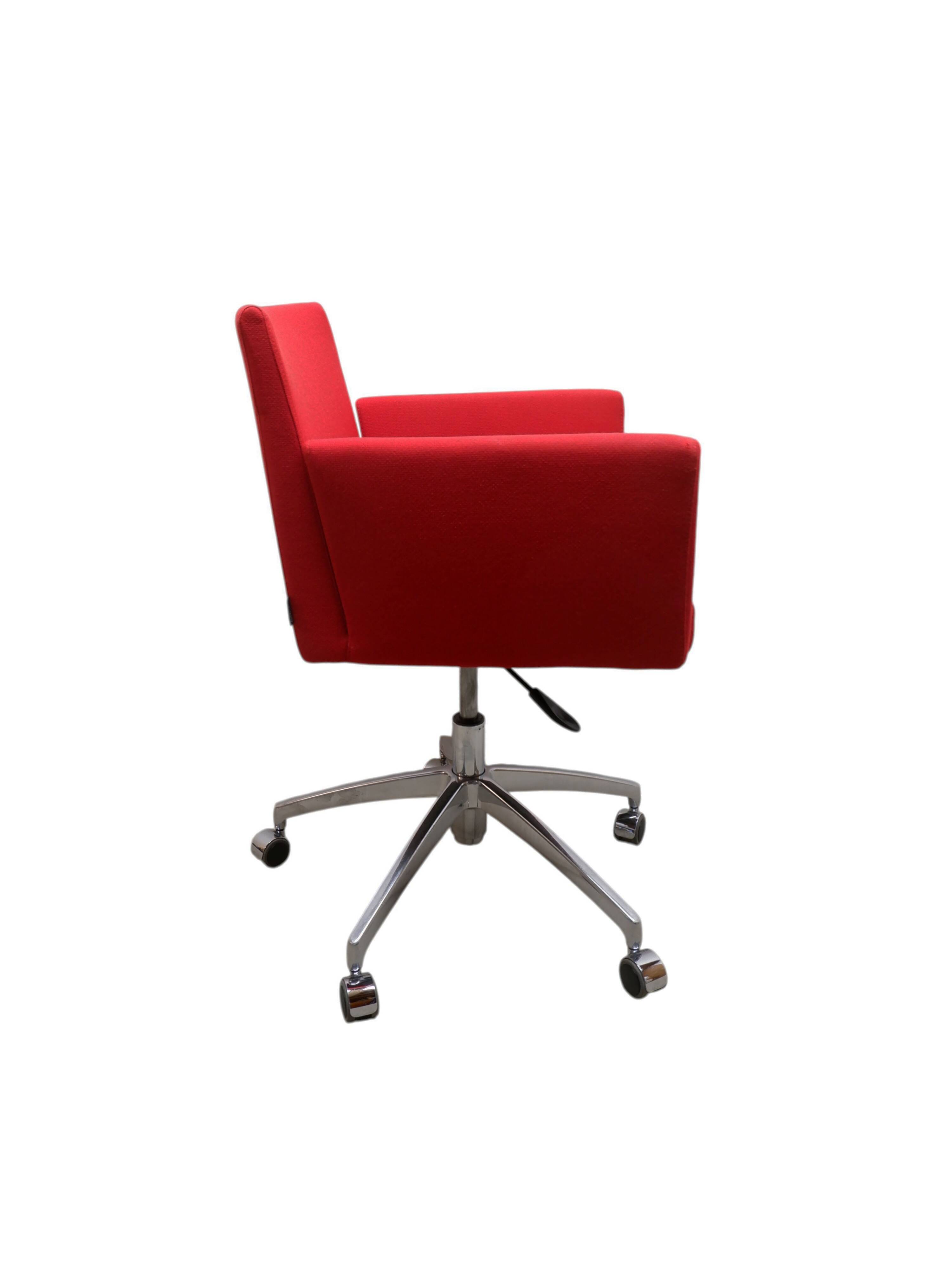 Artifort Paco office chair