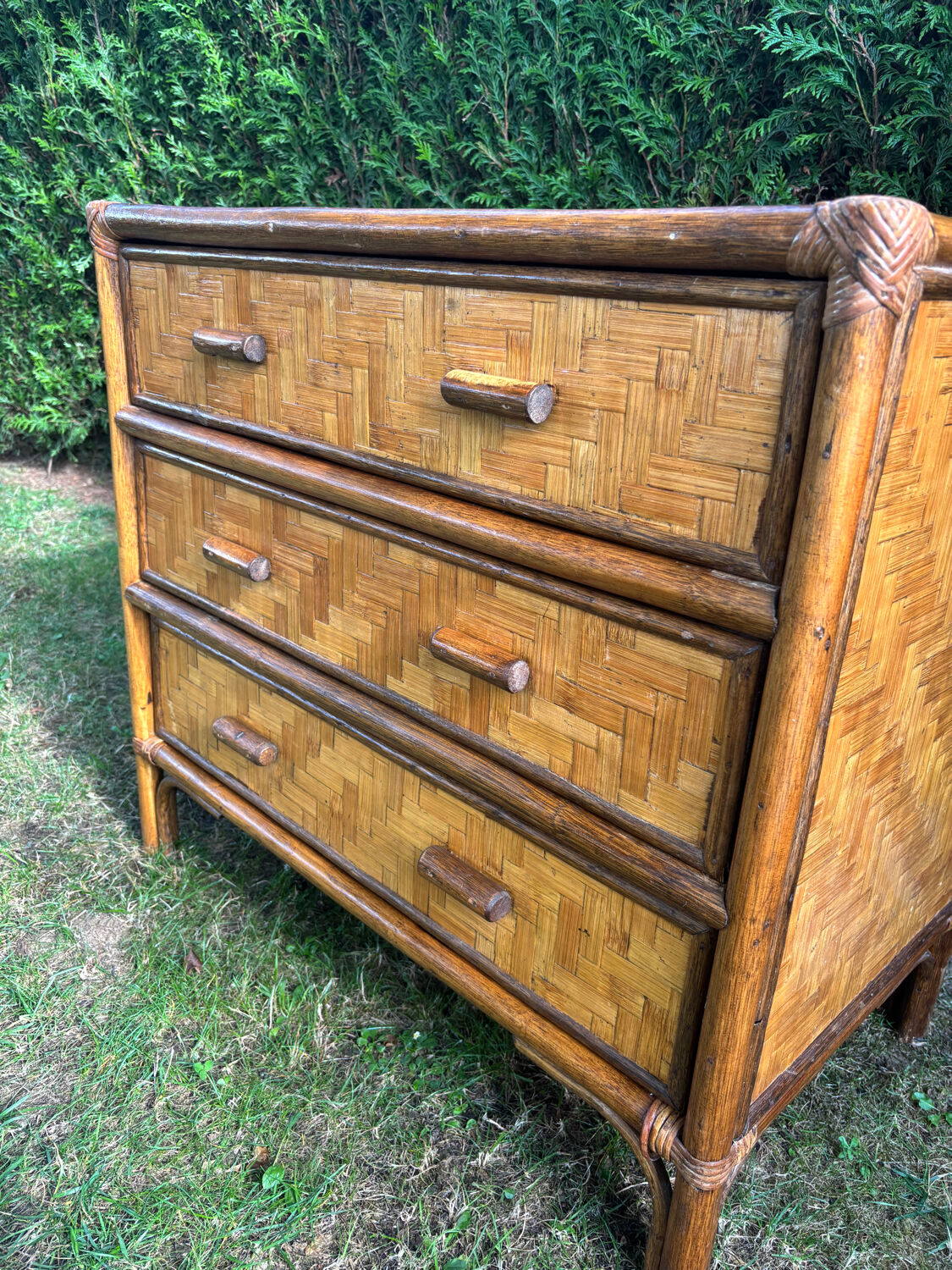 Rattan chest of drawers