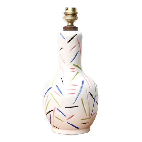 Lampe en céramique blanche décor abstrait années 50