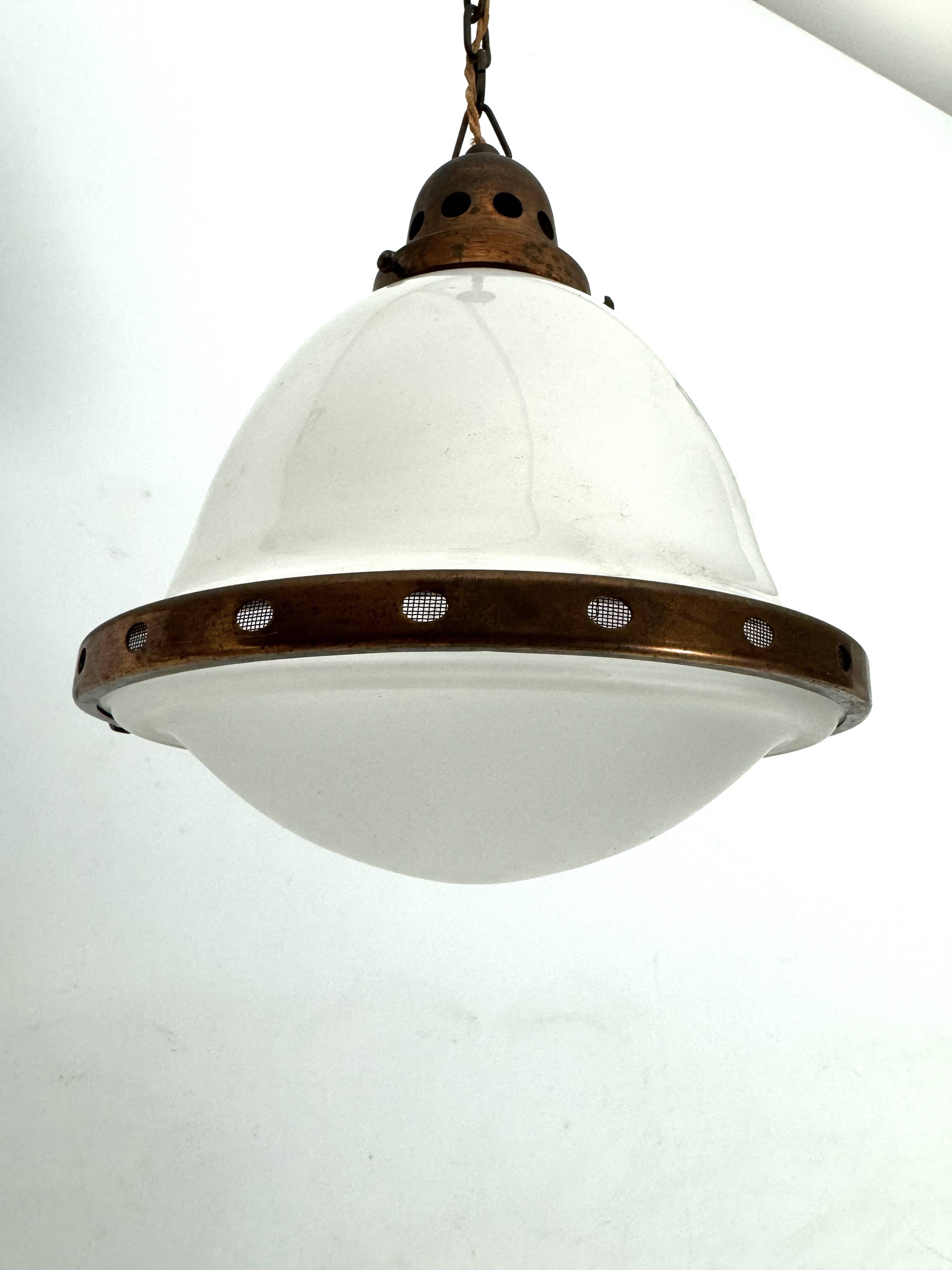 Vintage Industrial chandelier in copper and milk glass. Italy 1950s