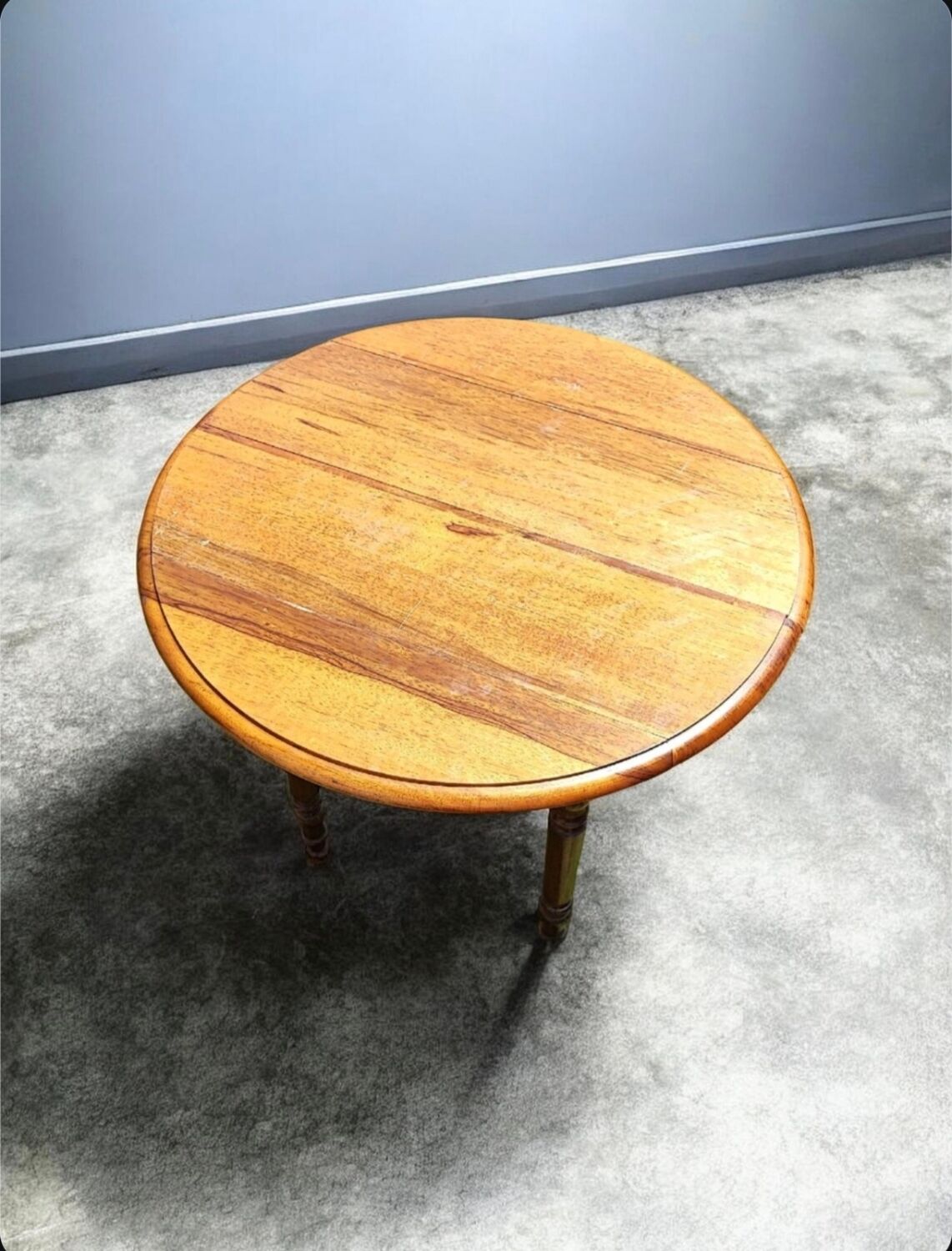 Small round table with flaps Louis Philippe Genuine