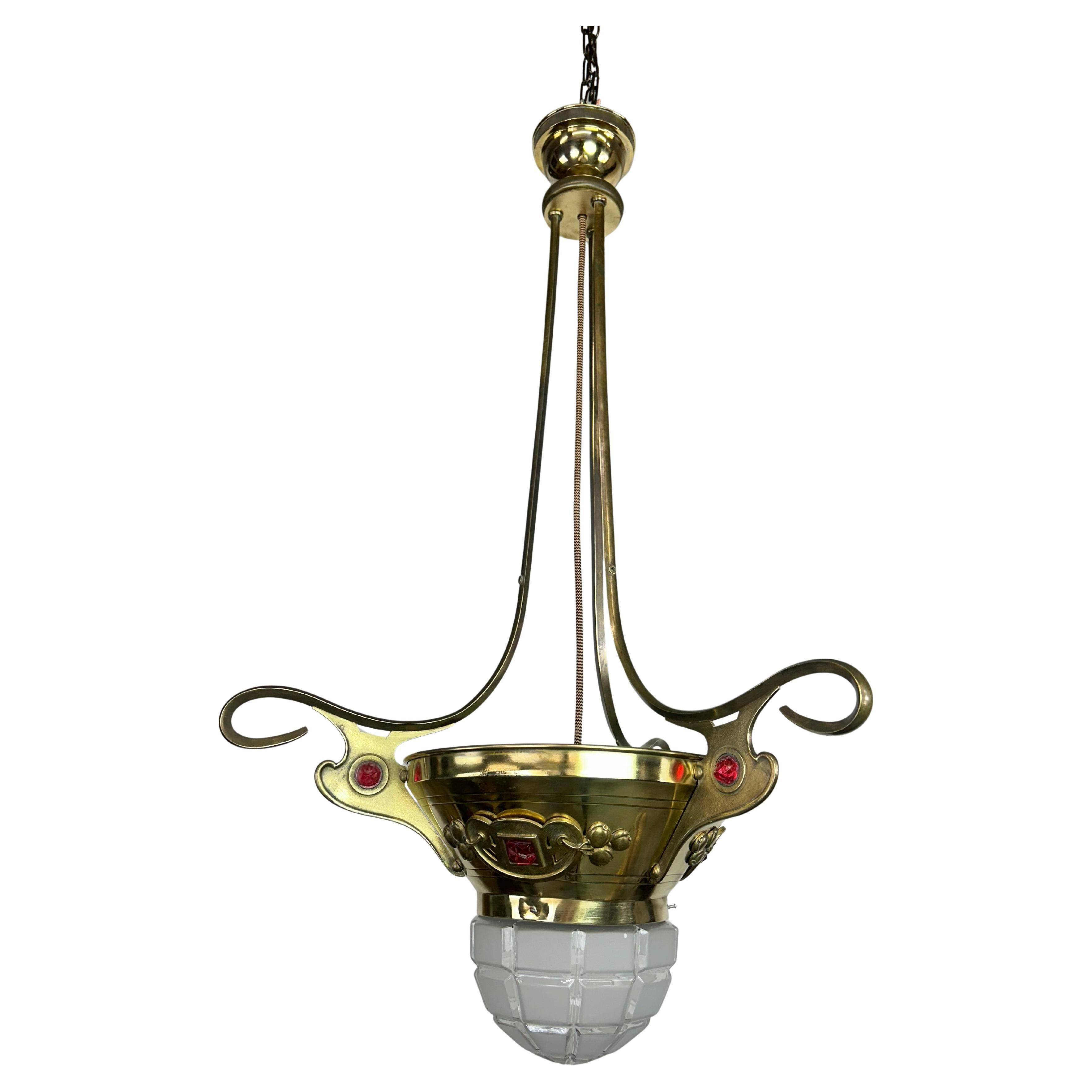 Lustre Jugendstil en laiton avec cristaux rouges