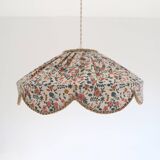 "Cosette English Garden" flower-shaped pendant light