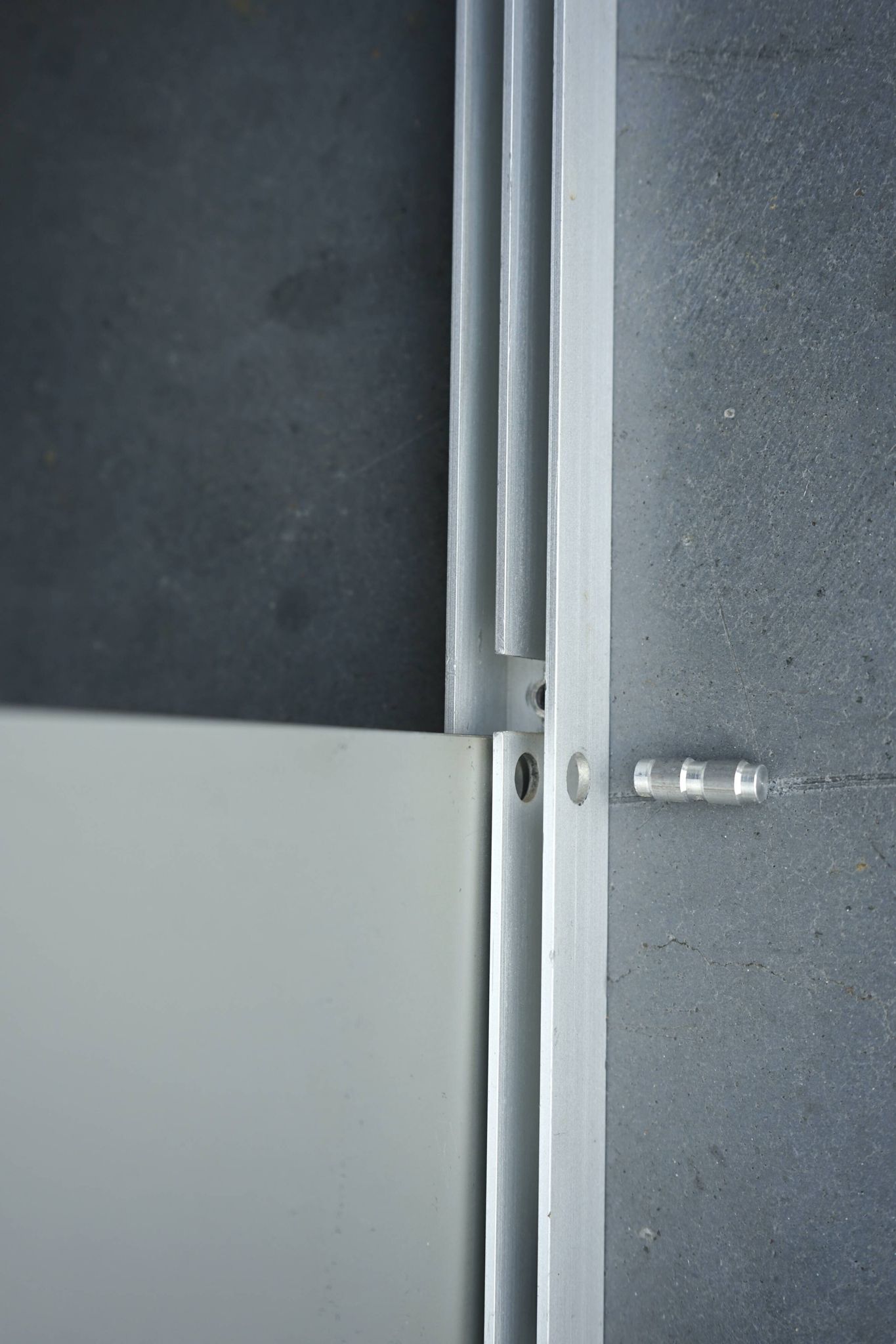 Wall Shelving Unit model 606 by Dieter Rams for Vitsoe. 1960s