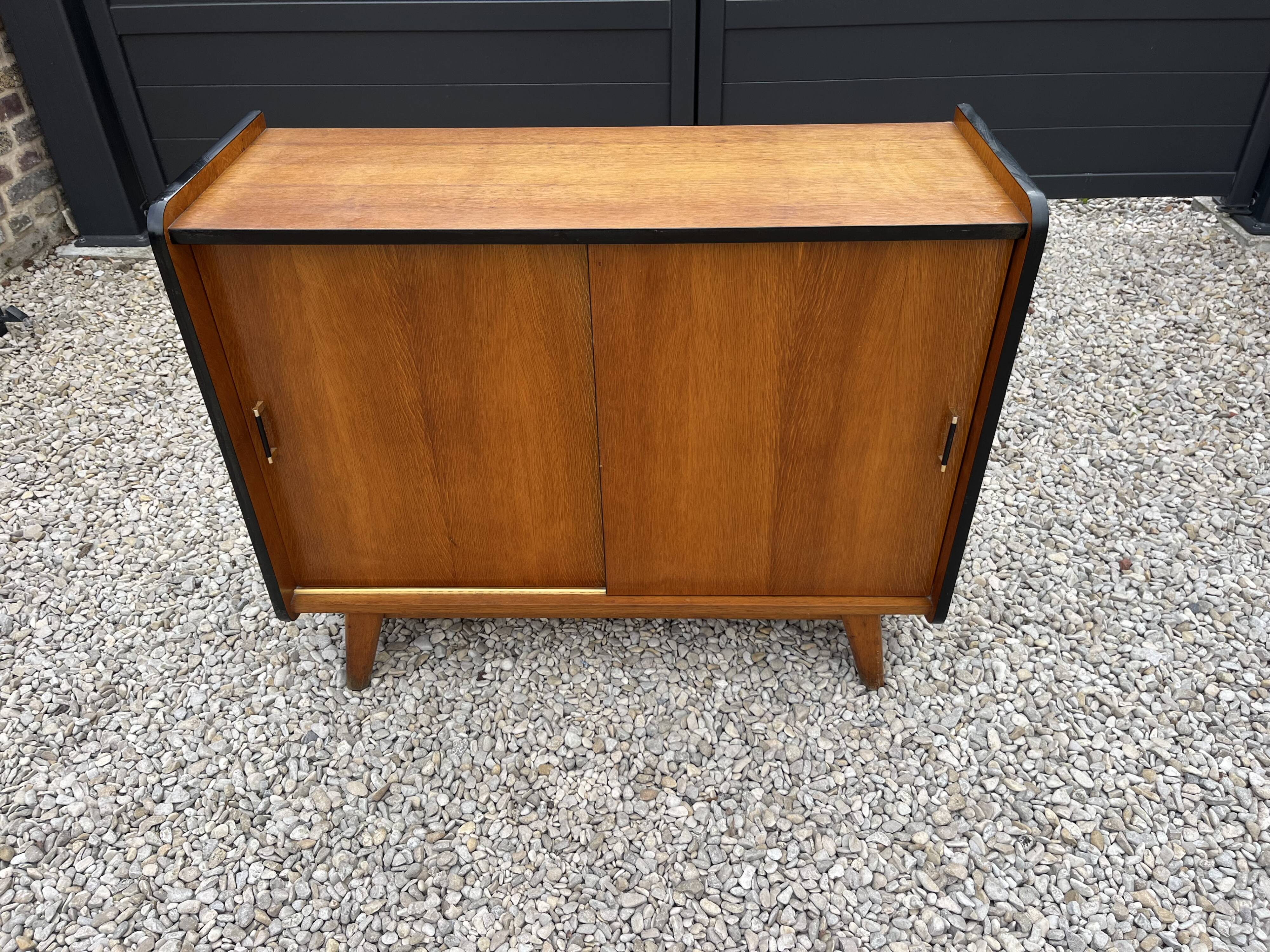 Commode vintage pieds compas