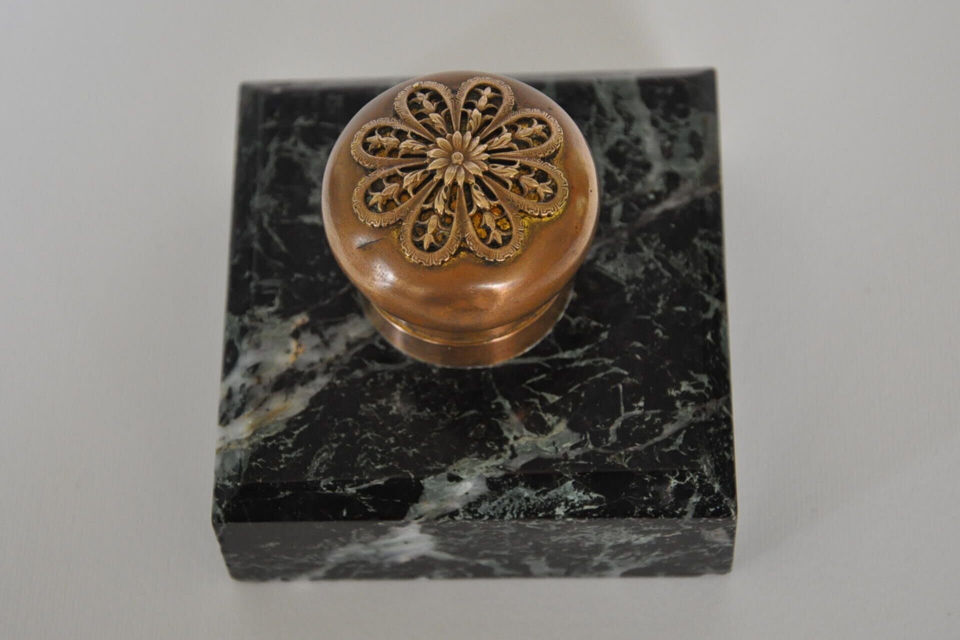 Encrier ancien marbre et bronze