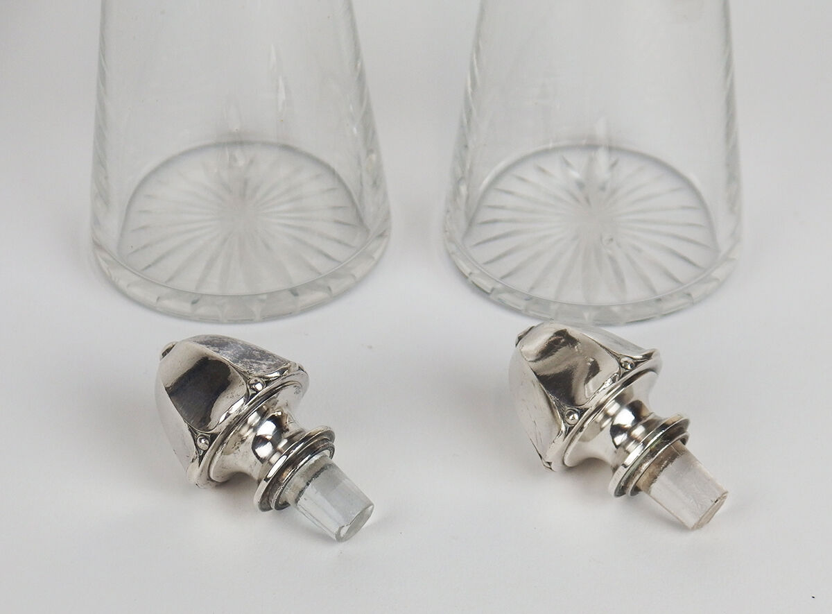 Pair of Art Deco decanters Gallia Cristofle