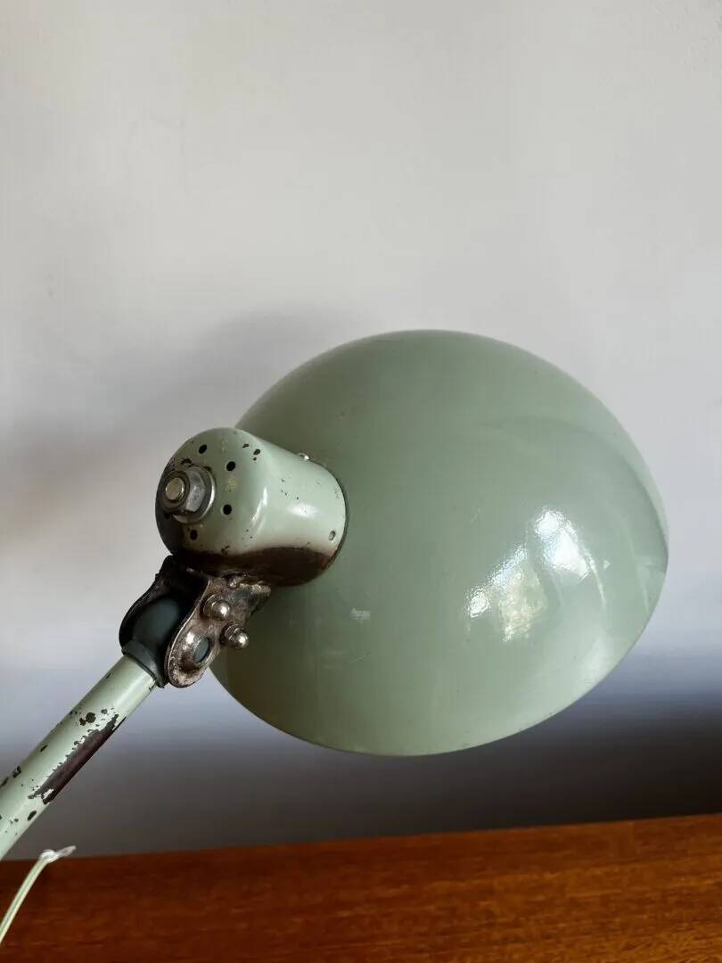 Lampe de bureau Bauhaus – vert pastel