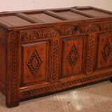 Coffre en chêne du 17° siècle anglais