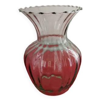 Vase en verre soufflé vintage