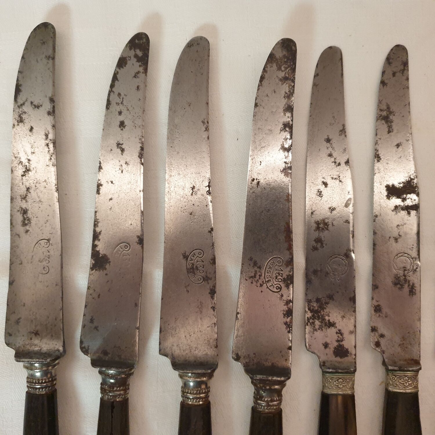 12 antique horn handle knives