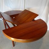 Scandinavian vintage extendable round table