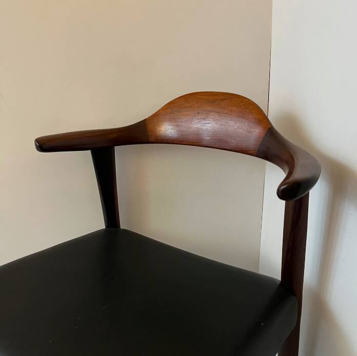 Chaise Jacob Hermann en cuir et palissandre