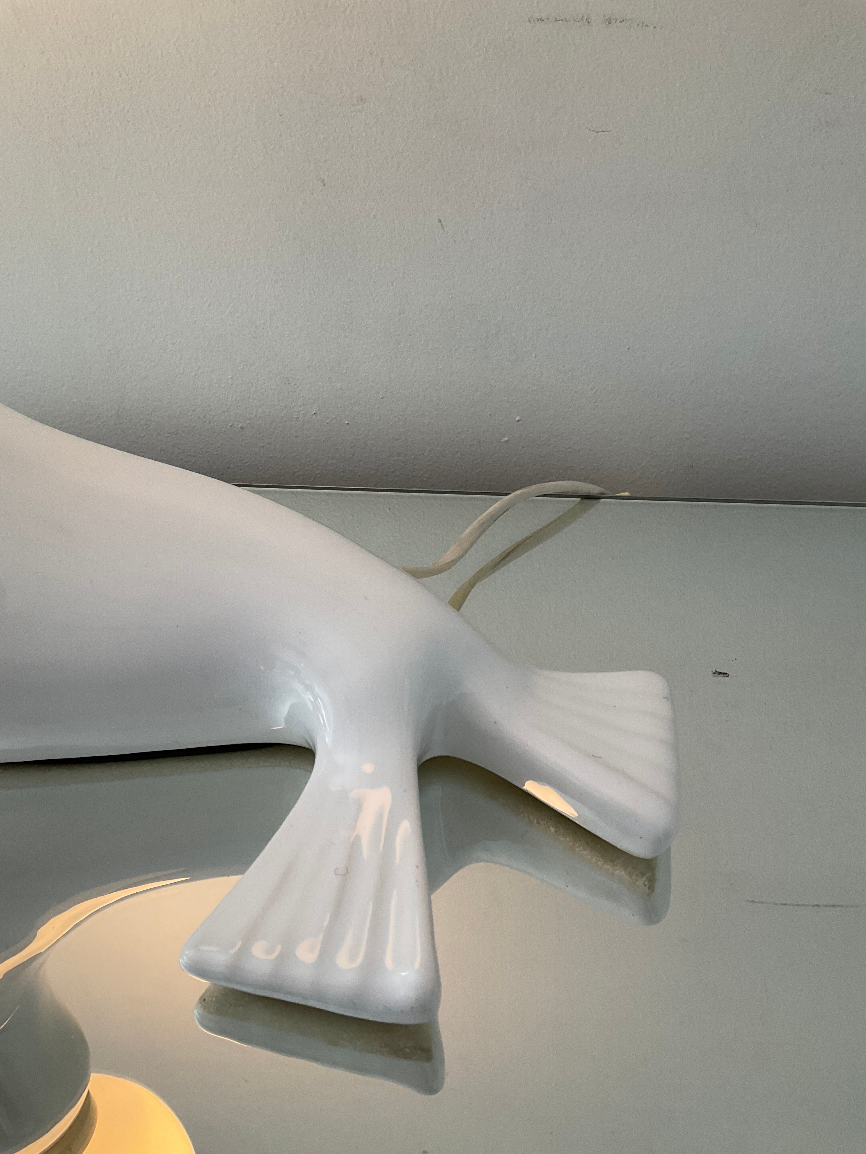 Vintage sea lion lamp in ceramic and opaline