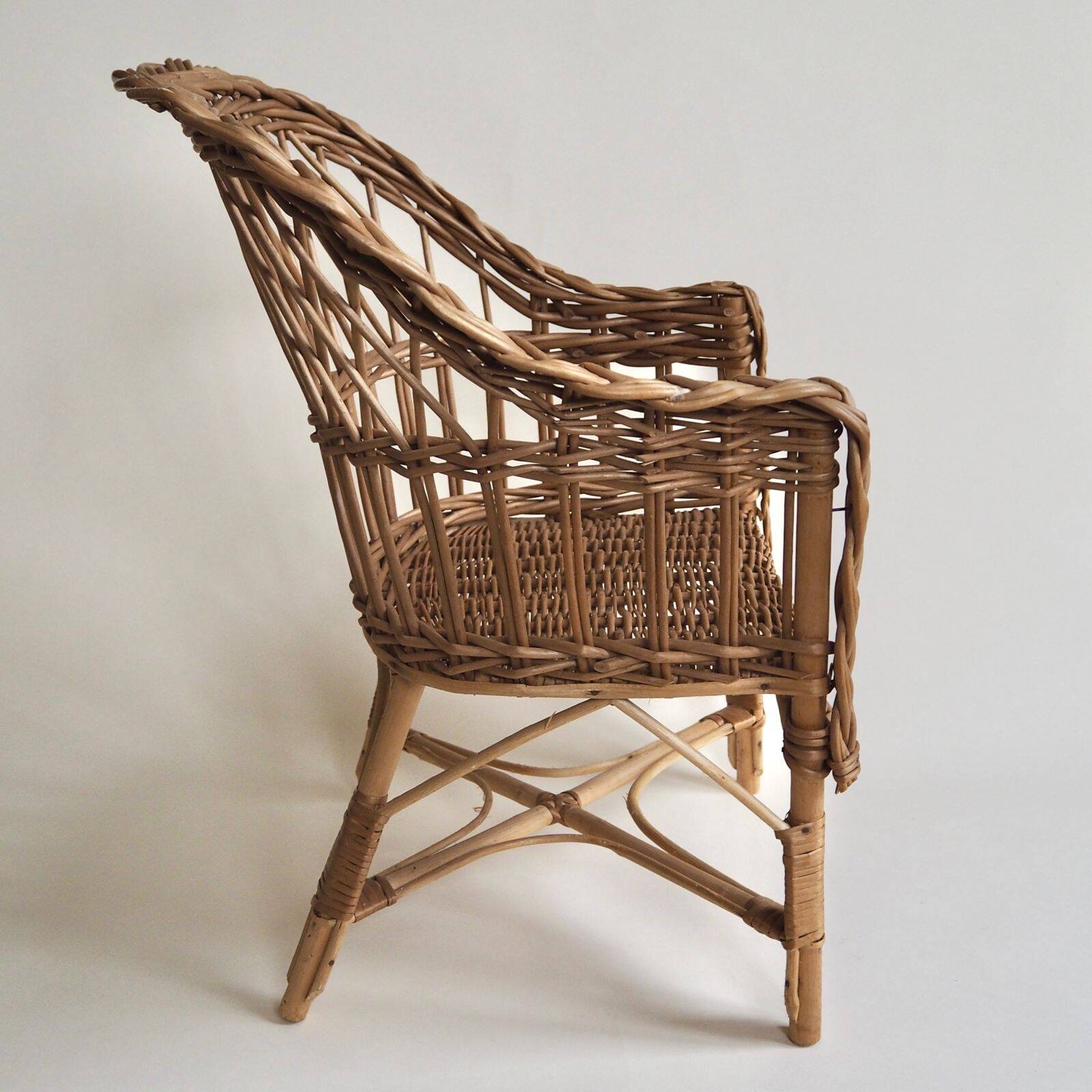Wicker armchair for children