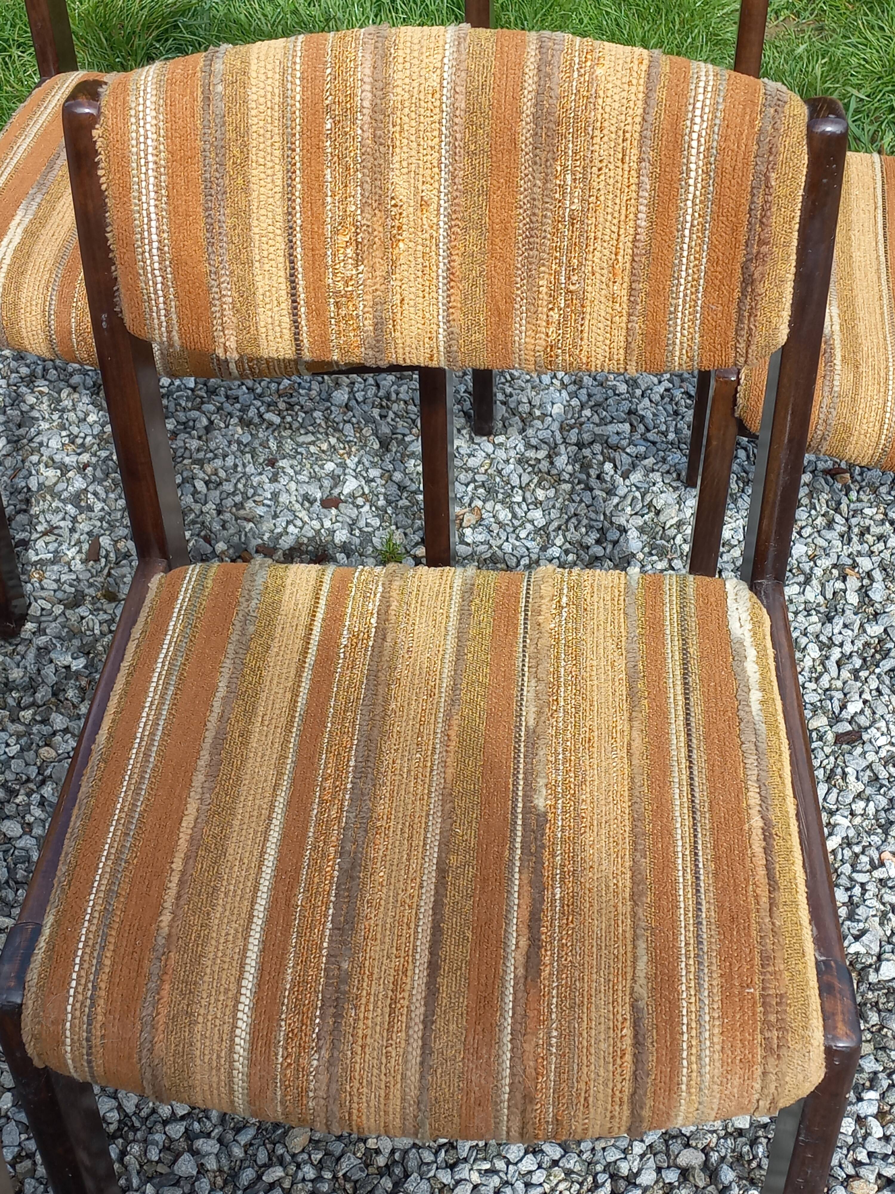 Set of 6 designer chairs from the 1970s.