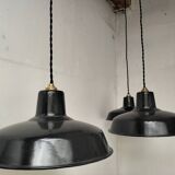 Enamelled sheet metal suspensions