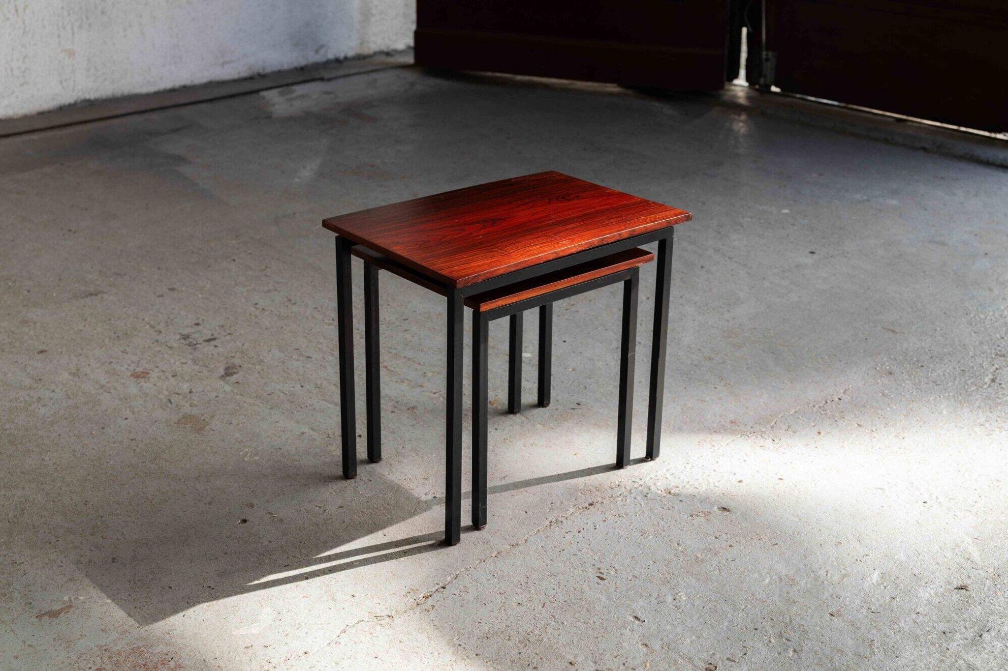 Ensemble de 2 tables gigognes par Cees Braakman