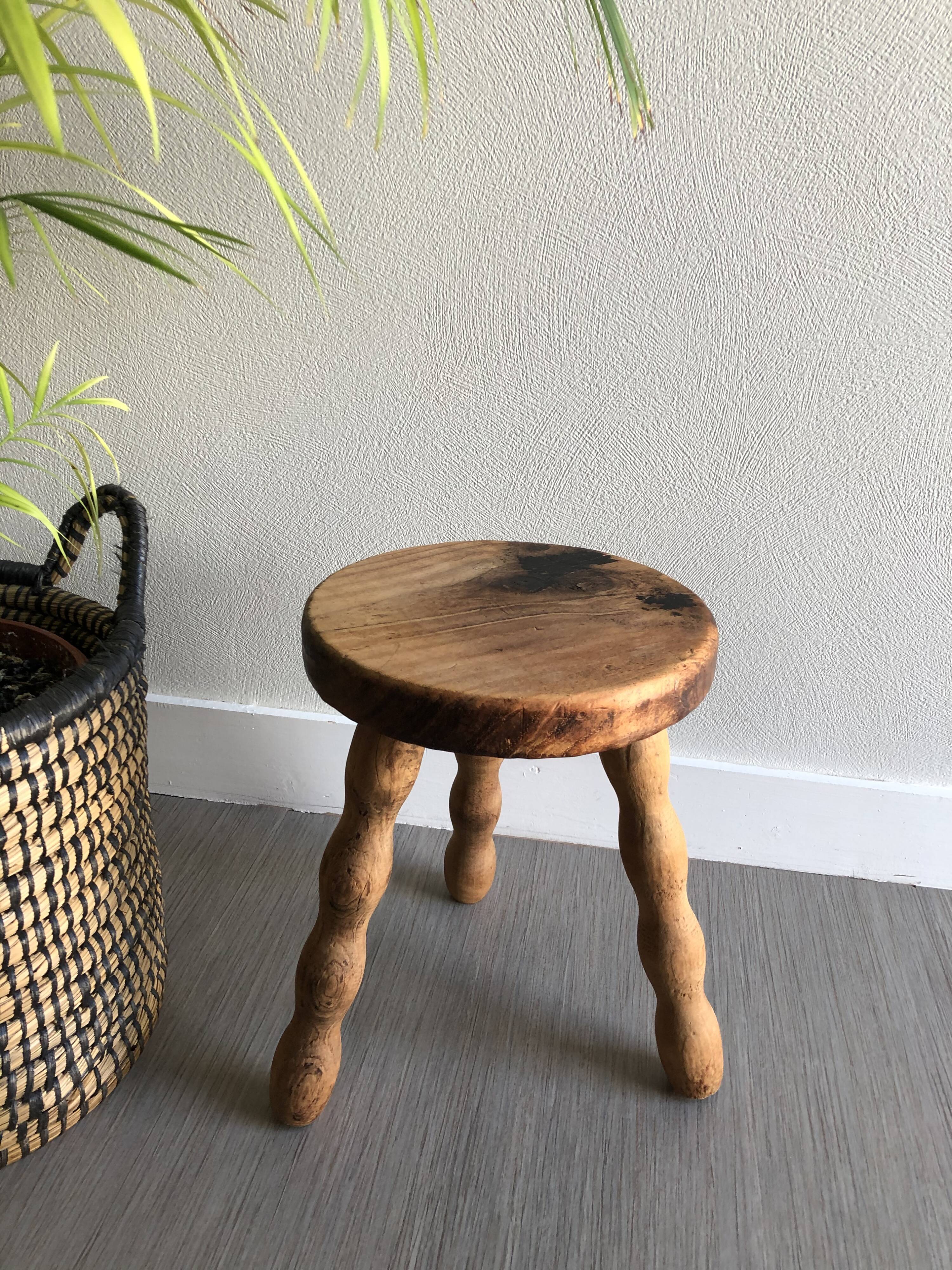 Wood tripod stool