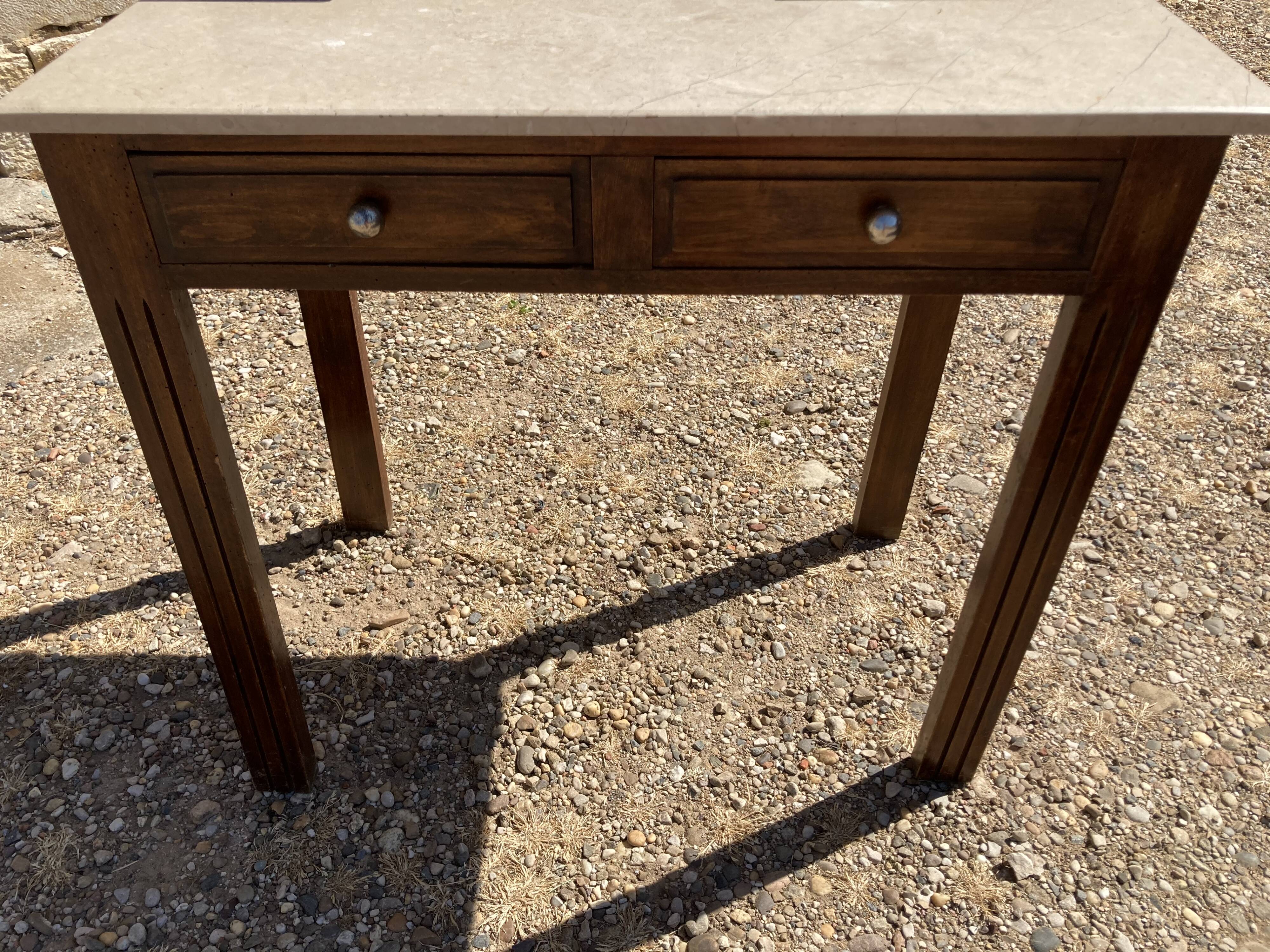 Art Deco hairdresser