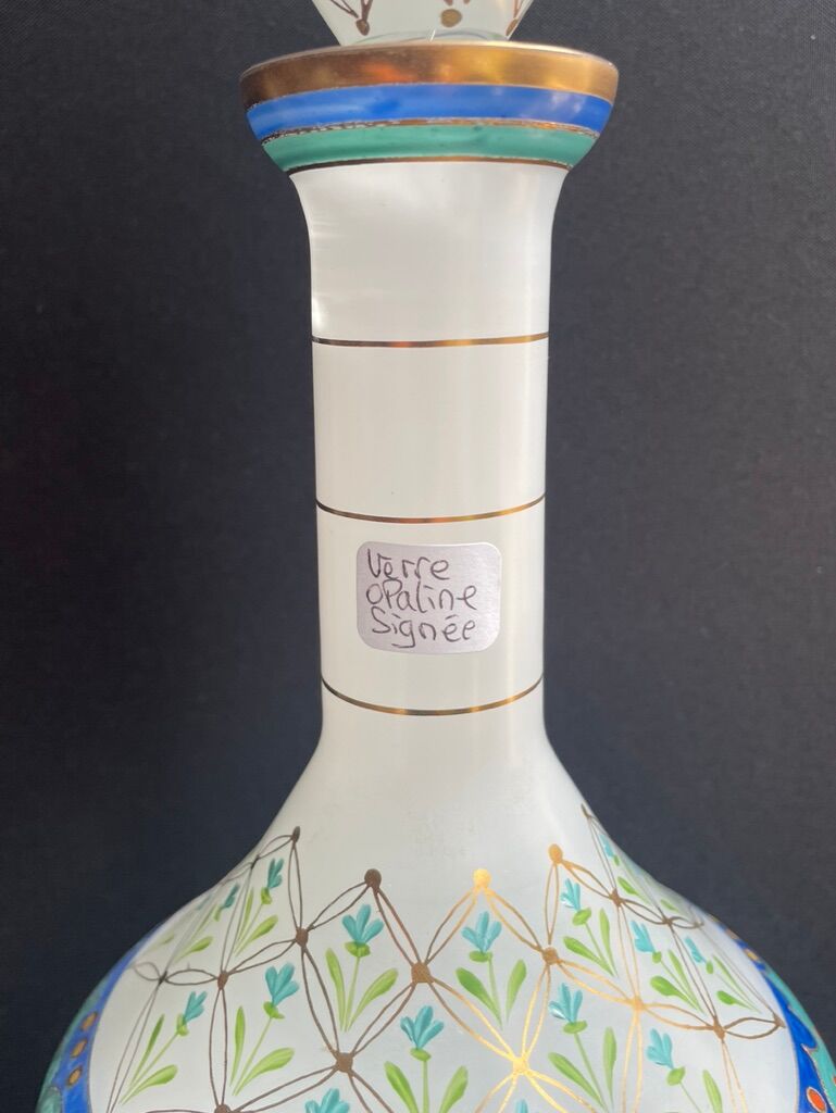 Large signed decanter - Hand decoration - XXth