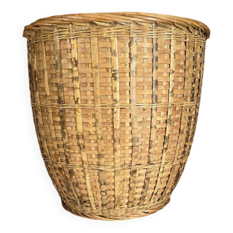 Vintage flowerpot