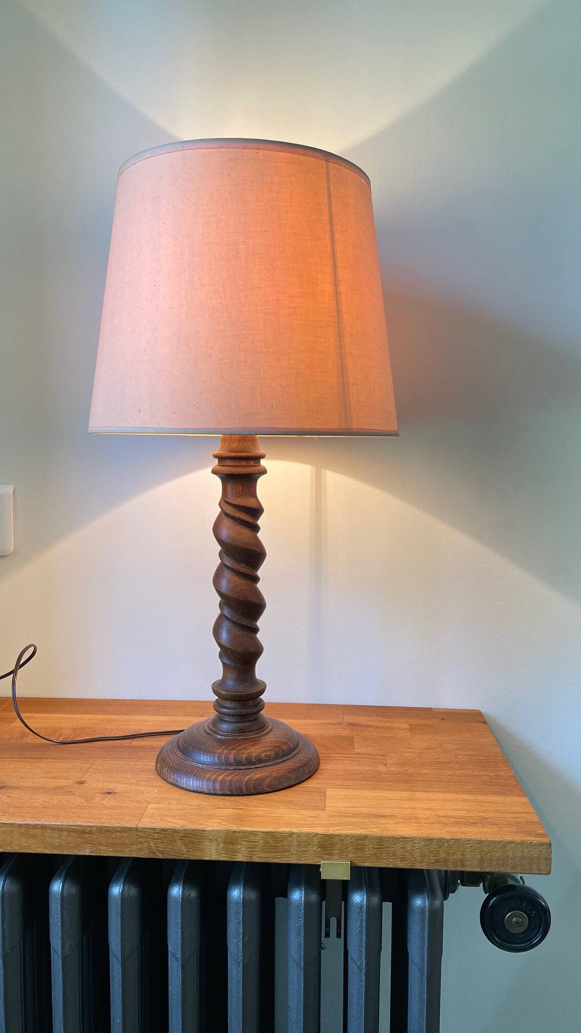 Charles Dudouyt vintage country style lamp