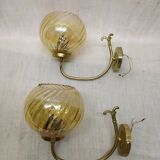 Appliques en laiton globe verre ambre ancienne vintage lot de 2