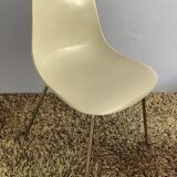Chaise en fibre de verre Wilkhahn
